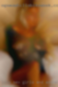 Love sex girls and adore younger men.