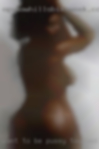 Want to be pussy touched and kissed!