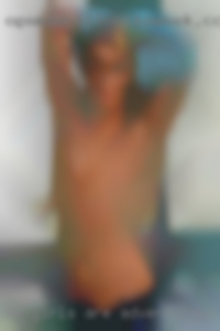 We girls are adventurous nude couple near Ankeny.